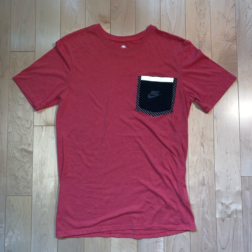 Nike Tee